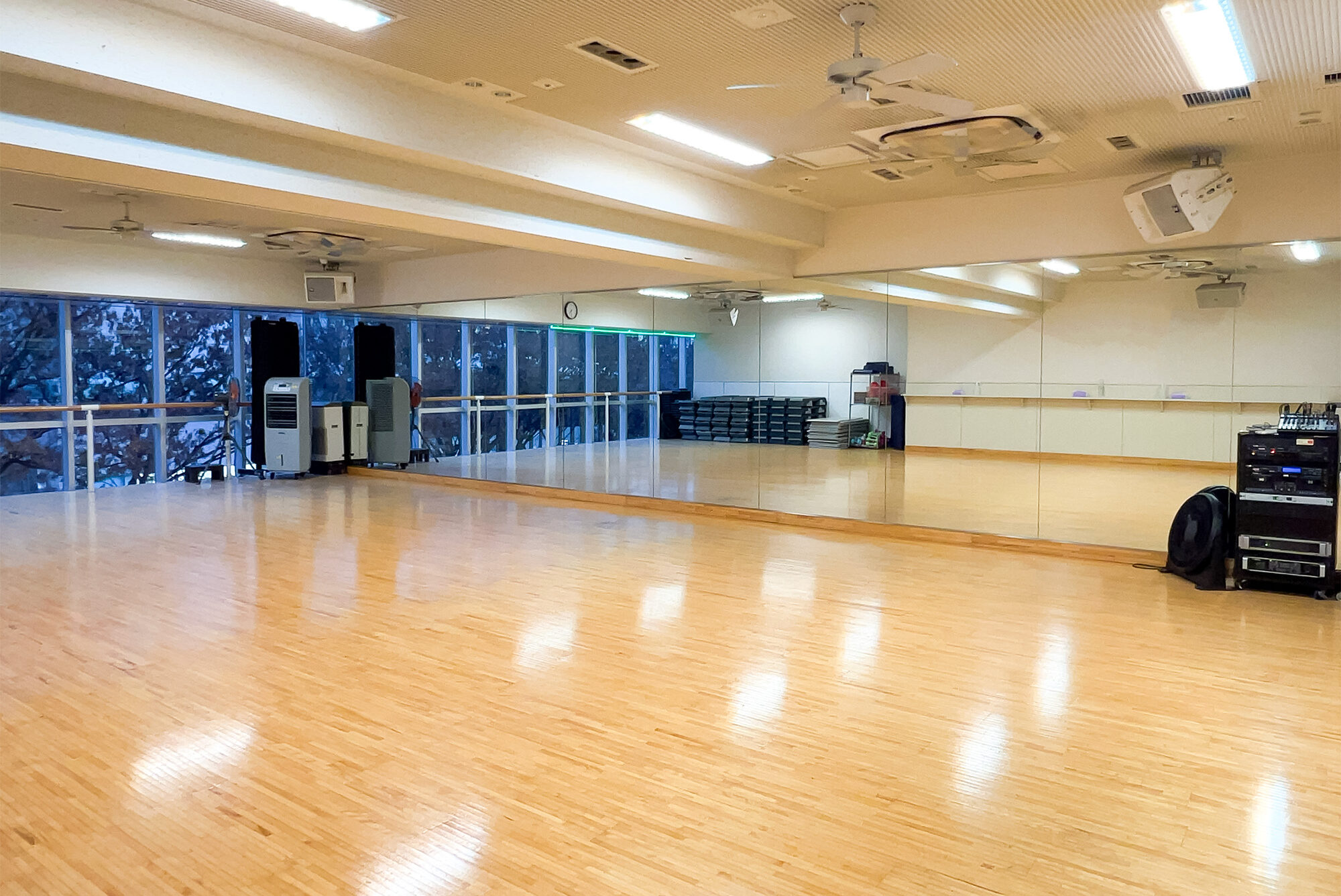 府中スタジオ